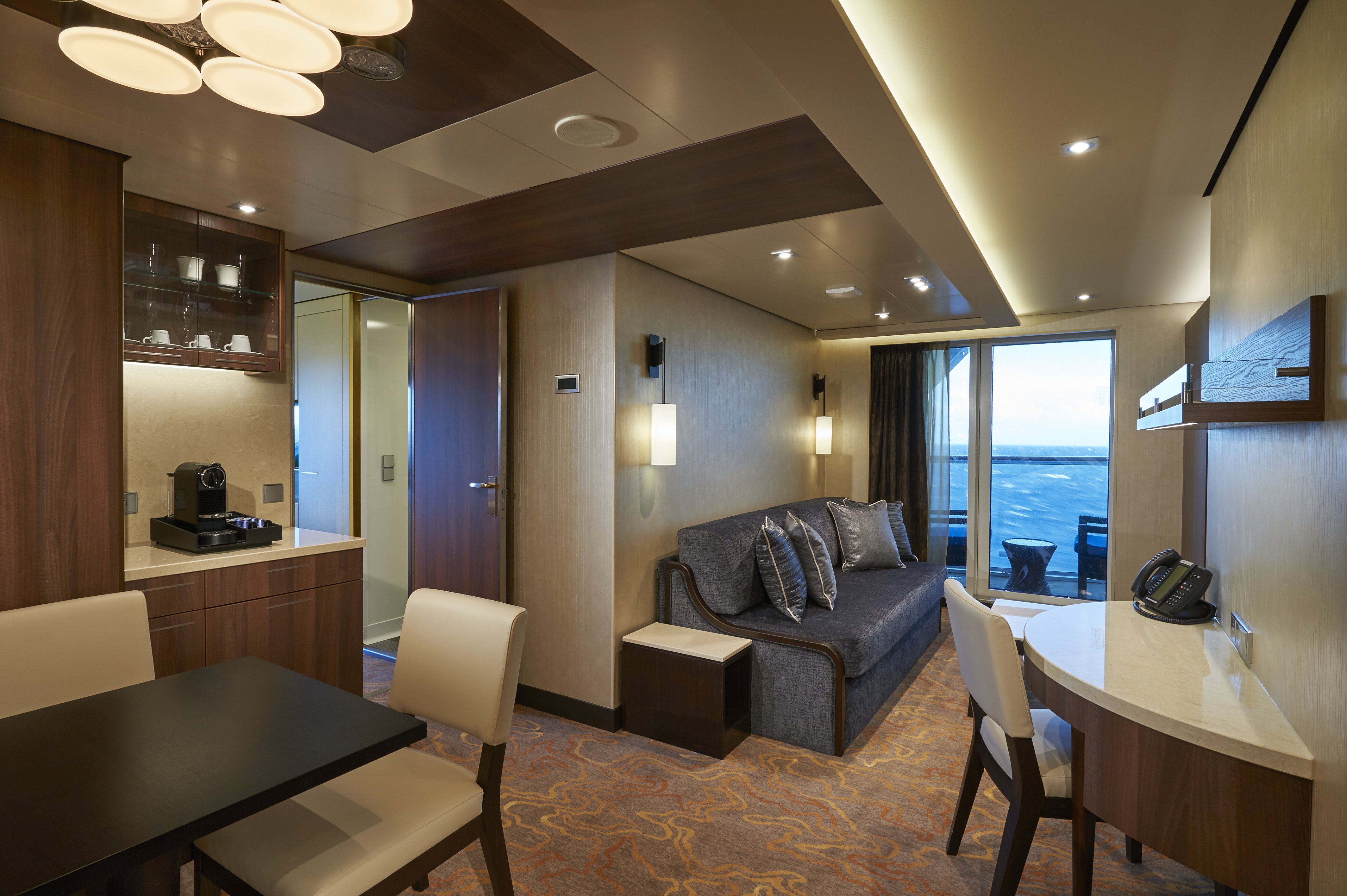 MyCruise Norwegian-Cruise-Line Joy Kahytter Suite HG2